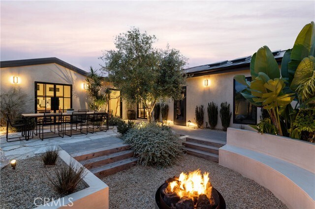 Building Photo - 2703 Via Montecito