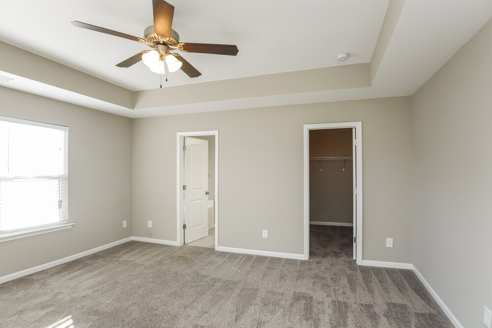 Building Photo - 707 Fieldcrest Dr