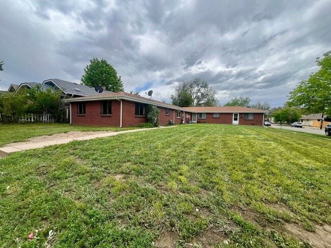 Primary Photo - Nice 2 bed 1 bath in Cole Neighborhood nea...