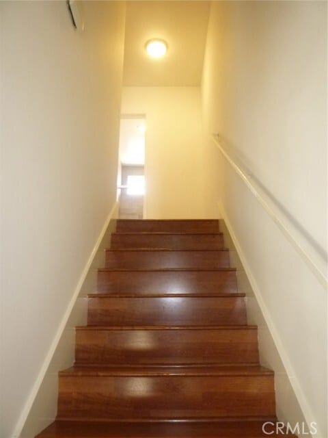 Building Photo - 2317 Marshallfield Ln