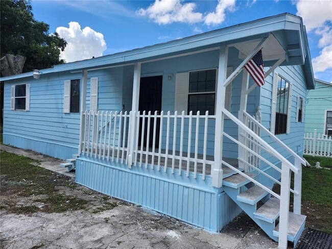 Building Photo - 1038 26th St