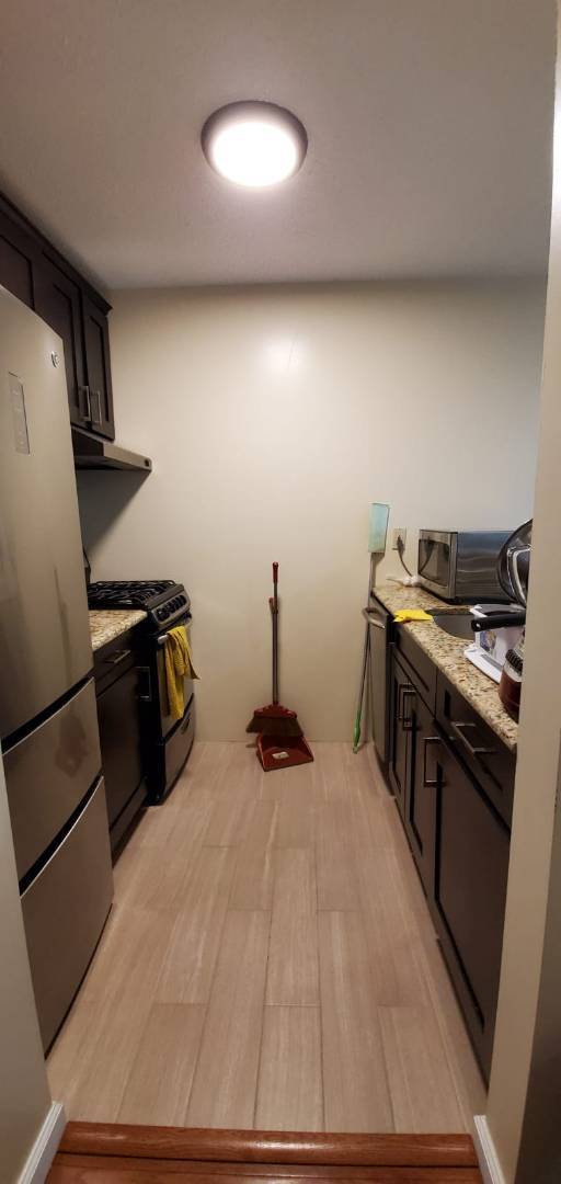 Building Photo - 468 E 141st St