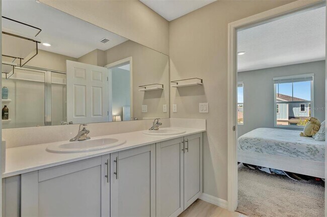Building Photo - 12950 Pasture Wds Pl