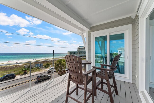 Building Photo - 14300 Front Beach Rd