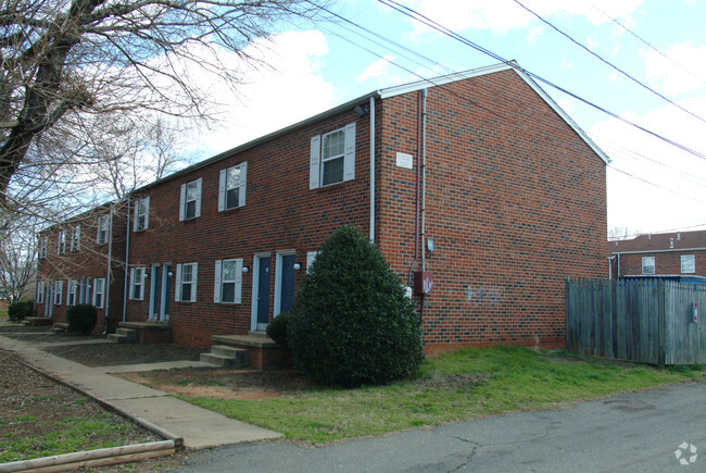 Building Photo - Colorado Manor Apartments