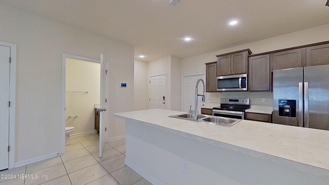 Building Photo - 86624 Mainline Rd