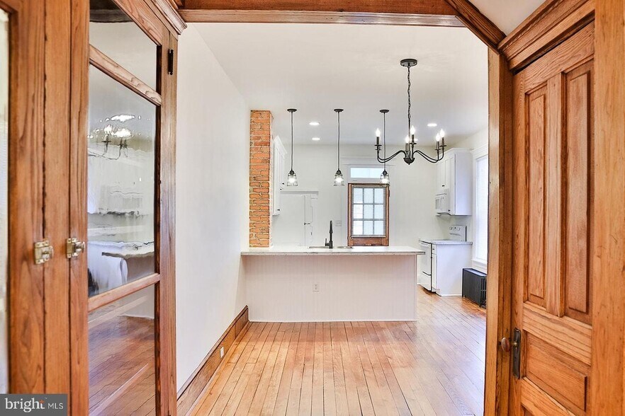 Building Photo - 102 Washington Ave