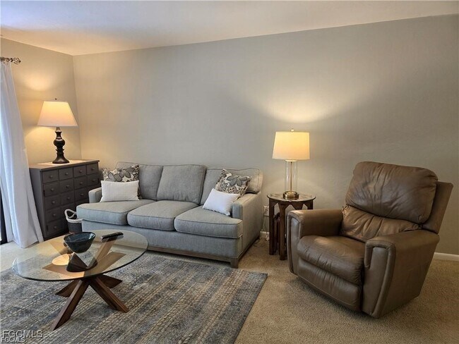 Building Photo - 6142 Whiskey Creek Dr