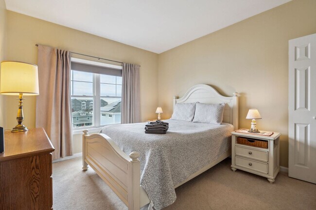 Building Photo - 15 K St