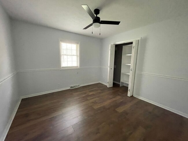 Building Photo - Great Location in Nixa!