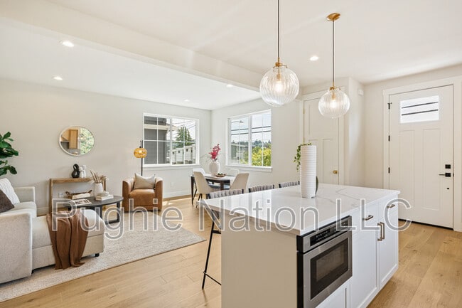 Building Photo - 4142 3rd Ave NW