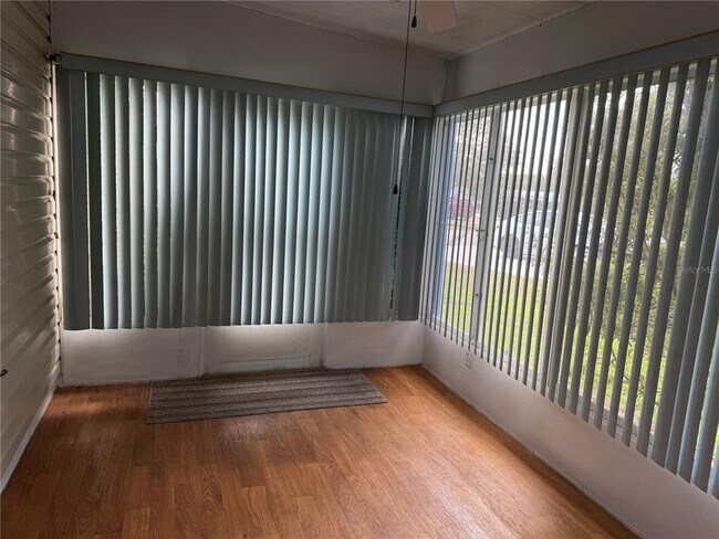 Building Photo - 1605 Cherry Hill Rd