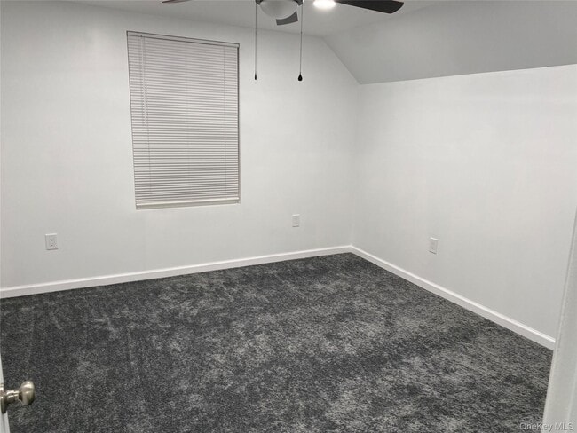 Building Photo - 54 Eastwood Ave