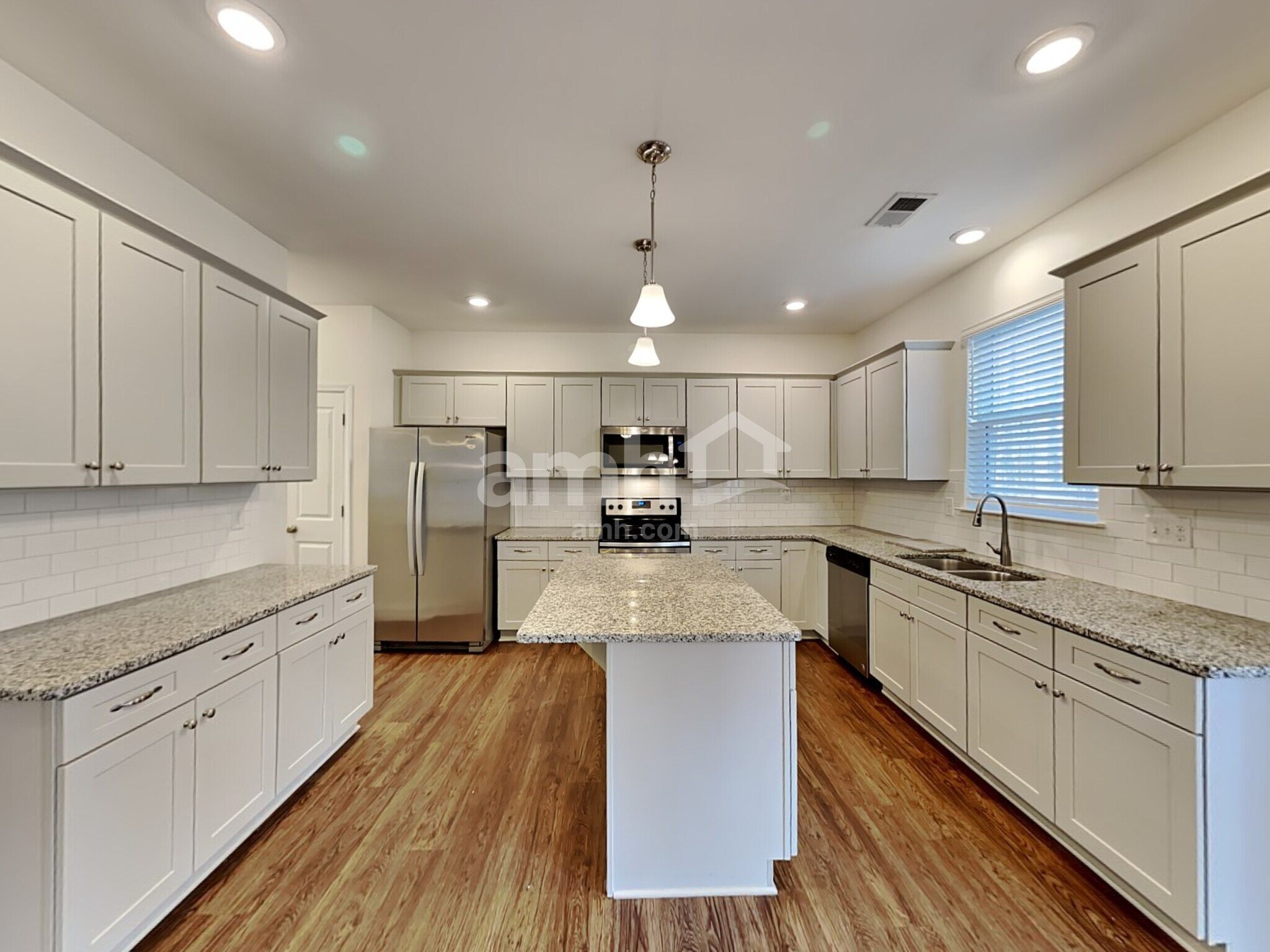 Building Photo - 3597 Okelly Dr