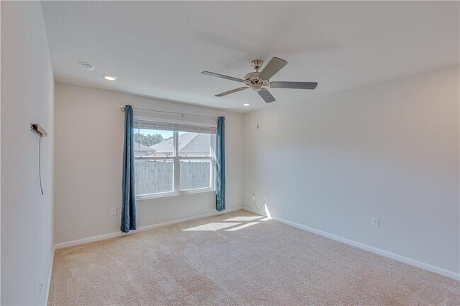 Building Photo - 20675 Mercury Dr