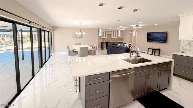 Building Photo - 201 Randy Ln