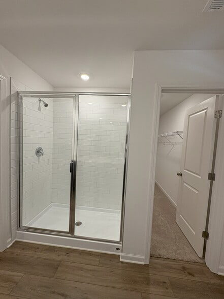 Building Photo - 212 Paisley Way