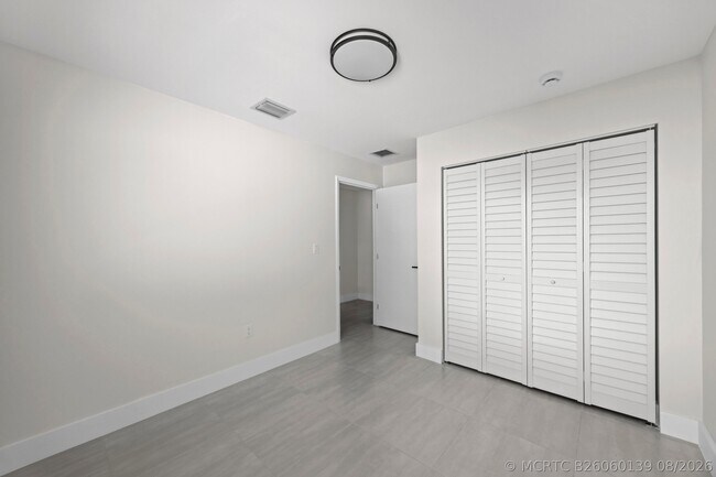 Building Photo - 1181 NW 66th St