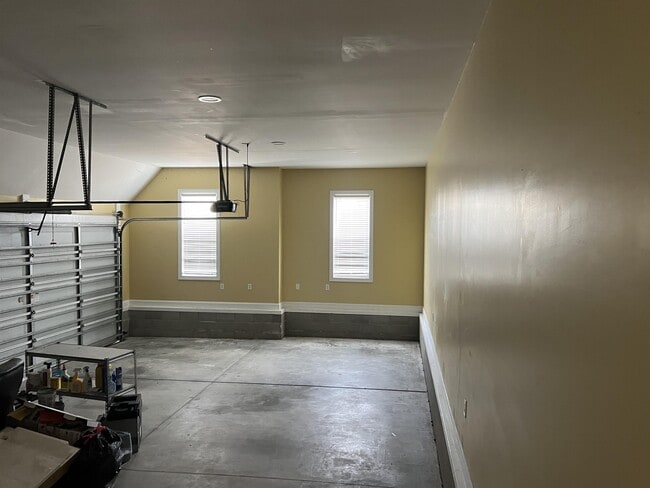 Building Photo - 101 Bellechasse Way