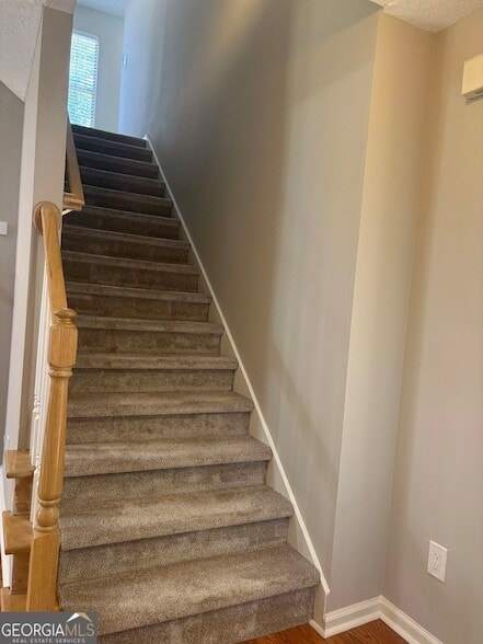 Building Photo - 304 Everdale