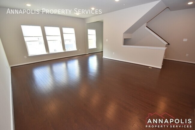 Building Photo - 122 Lejeune Way