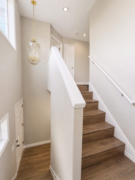 Building Photo - 15265 NW Nightshade Dr