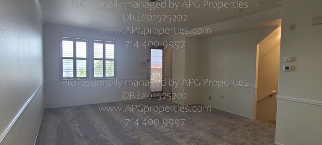 Building Photo - 2008 Montilla St