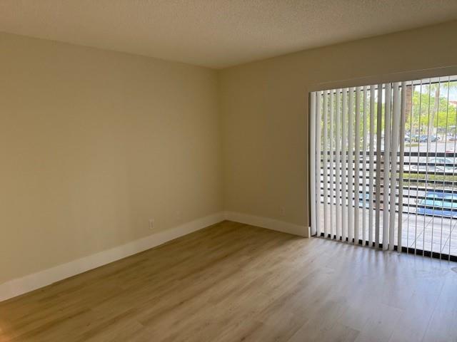 Building Photo - 2320 S Cypress Bend Dr