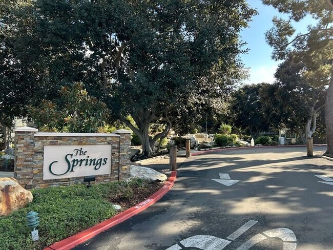 Building Photo - GREAT 1BD 1BA CONDO FOR LEASE!