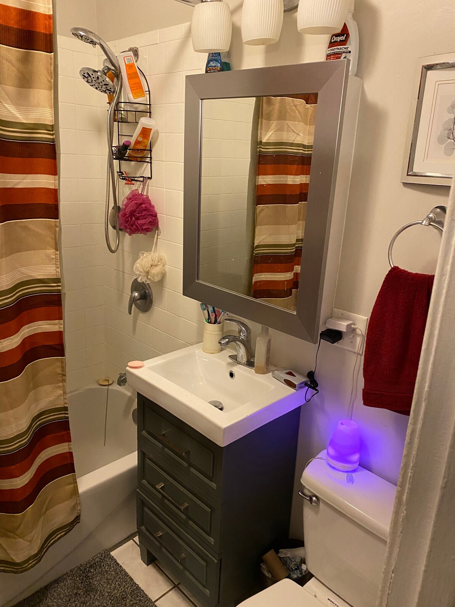 Building Photo - 112 Chicago Ave