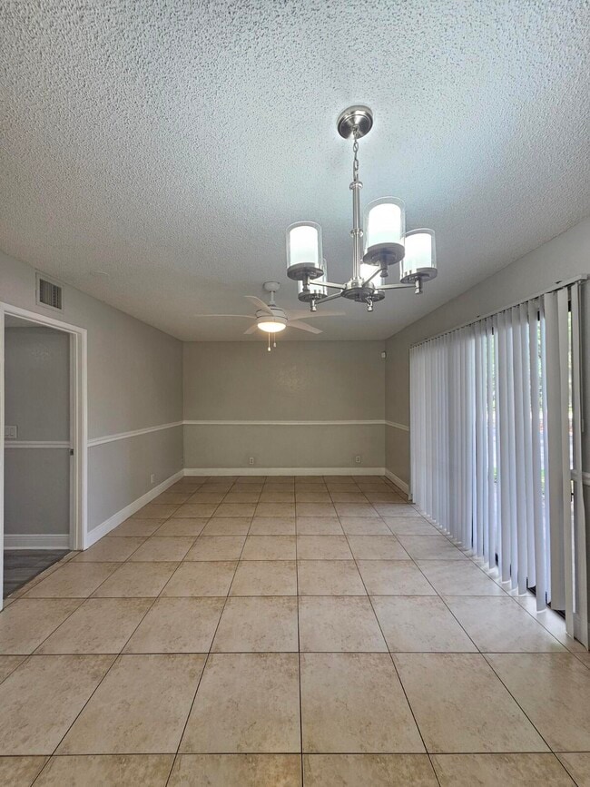 Building Photo - 1700 Windorah Way