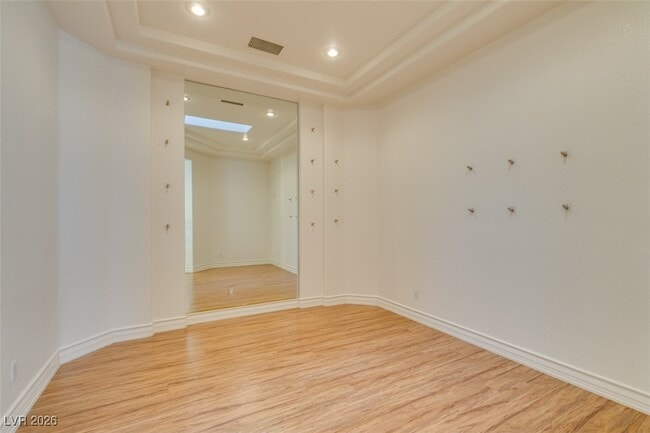 Building Photo - 8706 Mesa Madera Dr