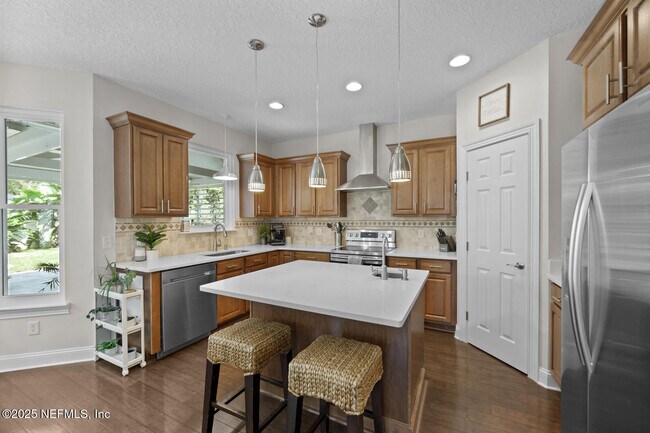 Building Photo - 2924 St Johns Blvd