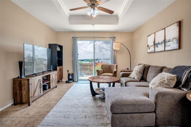 Building Photo - 8925 China Rose Dr