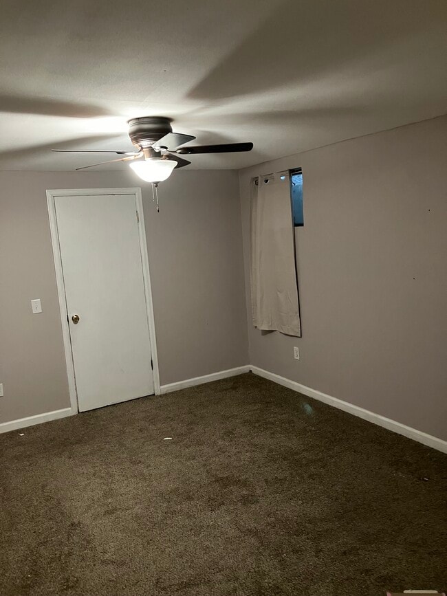 Building Photo - 1478 S Moline St