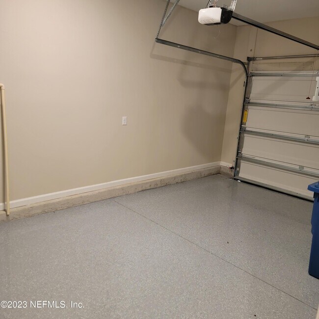 Building Photo - 51 Appleton Ct