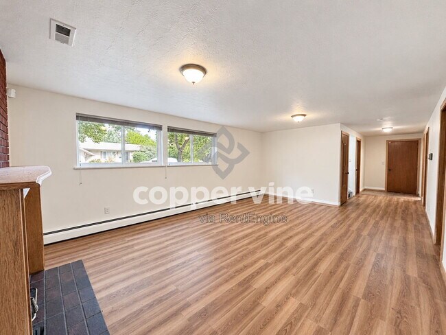 Building Photo - 1115 Ash St