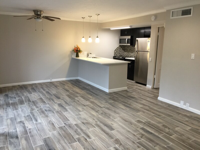 Building Photo - 3271 Sul Ross St