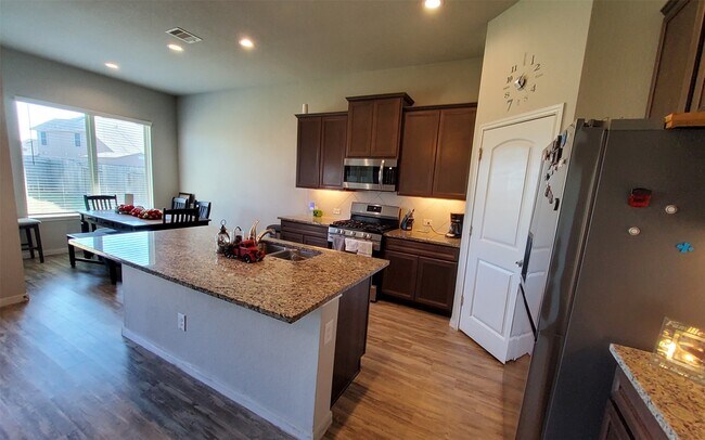 Building Photo - 24418 Hollow Gate Meadow Ct