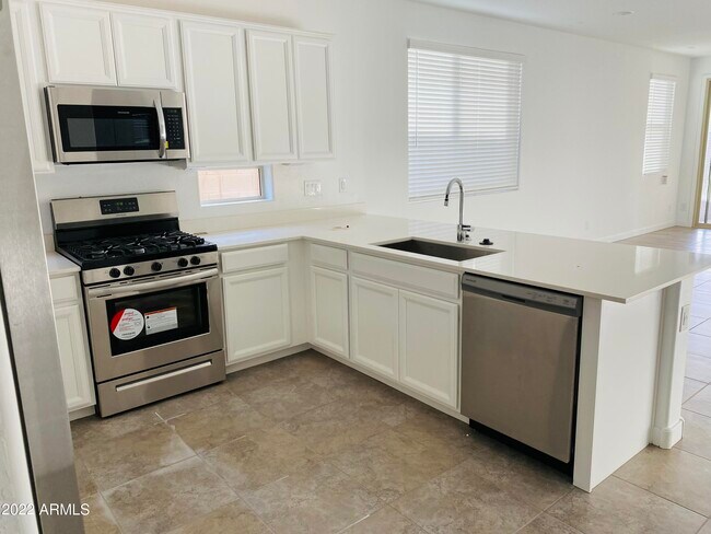 Building Photo - 24530 N 164th Dr