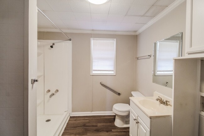 Building Photo - 1107 Jackson Ln