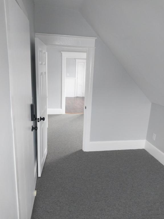 Building Photo - 48 Covell St