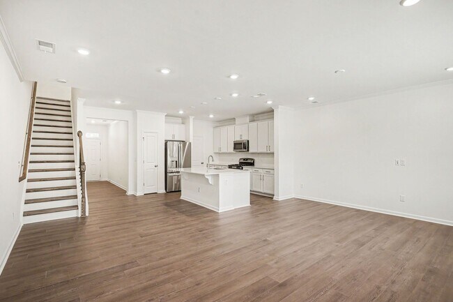 Building Photo - Brand-New Townhome Living in Raleigh!