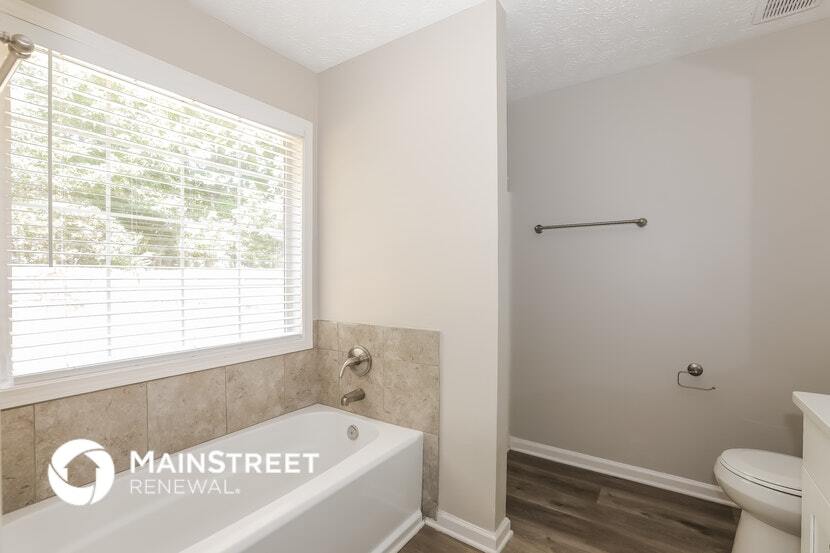 Building Photo - 125 Waters Edge Dr