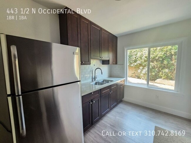 Building Photo - 443 1/2 N Occidental Blvd-