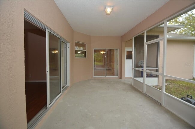 Building Photo - 3 Senora Ct