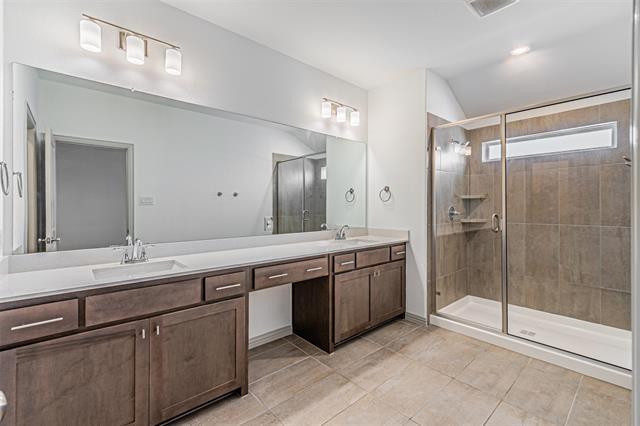 Building Photo - 11224 Sugarlands Dr