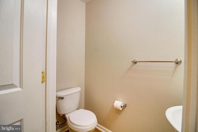 Building Photo - 2035 Astilbe Way