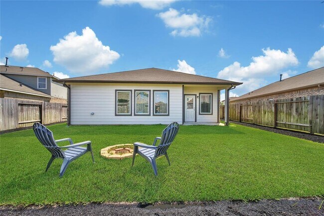 Building Photo - 20975 New Proper Dr