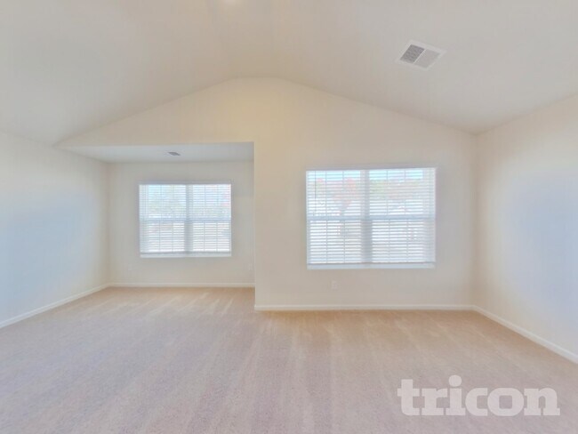 Building Photo - 4008 Reinfield Dr